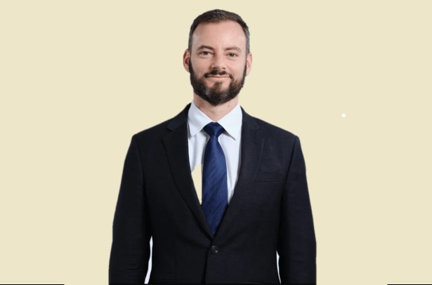 Seth Cumming