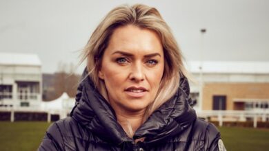 rebecca curtis​